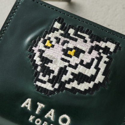 【限定】希少なコードバンのミニ財布｜銀糸で刺繍されたホワイトタイガー（白虎）